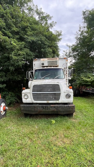1989 Ford L9000 and Miller Welder