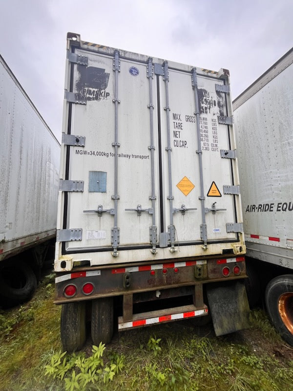 40' Refrigerated Container with 40' Chassis